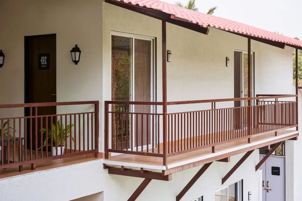 best pet-friendly vacation villas in Alibaug near Mumbai