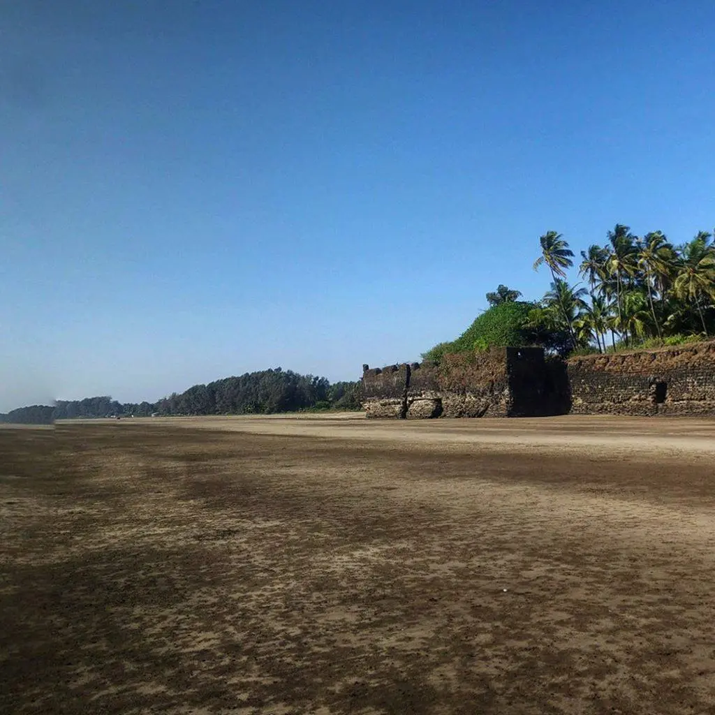 Revdanda Beach Fort Near Alibaug
