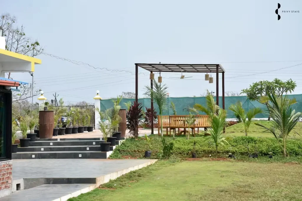 Bachelor trip destinations near Mumbai