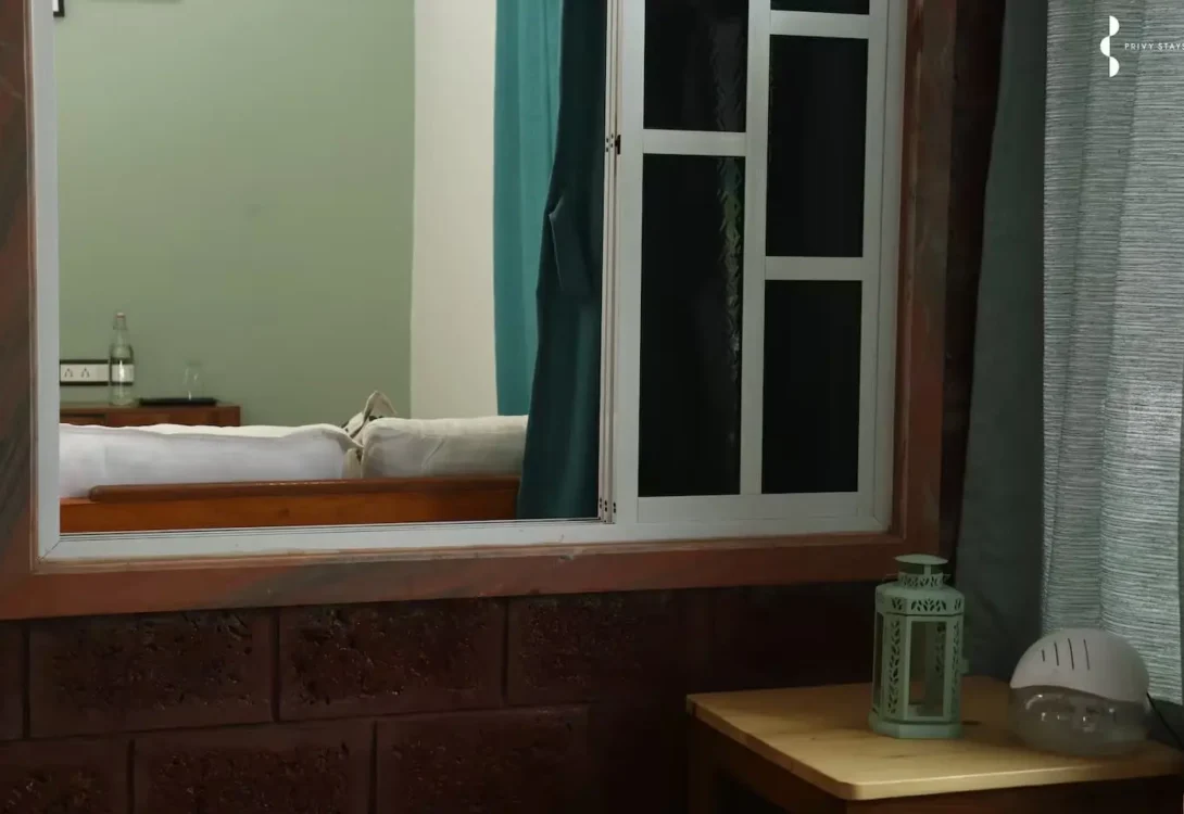 Fully furnished villa near Mumbai