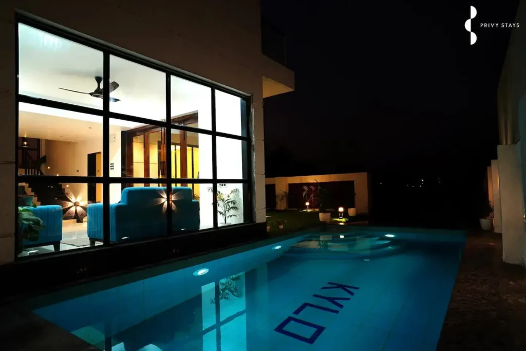 Pool with underwater lighting