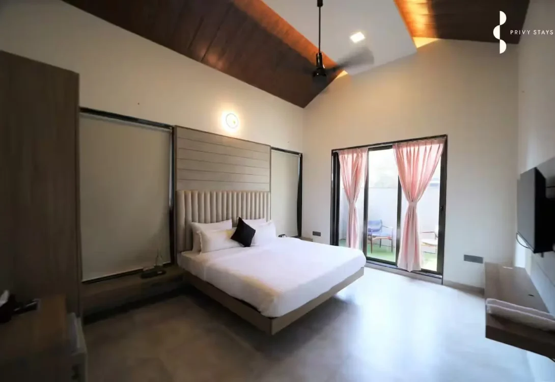 Private balcony access from suites