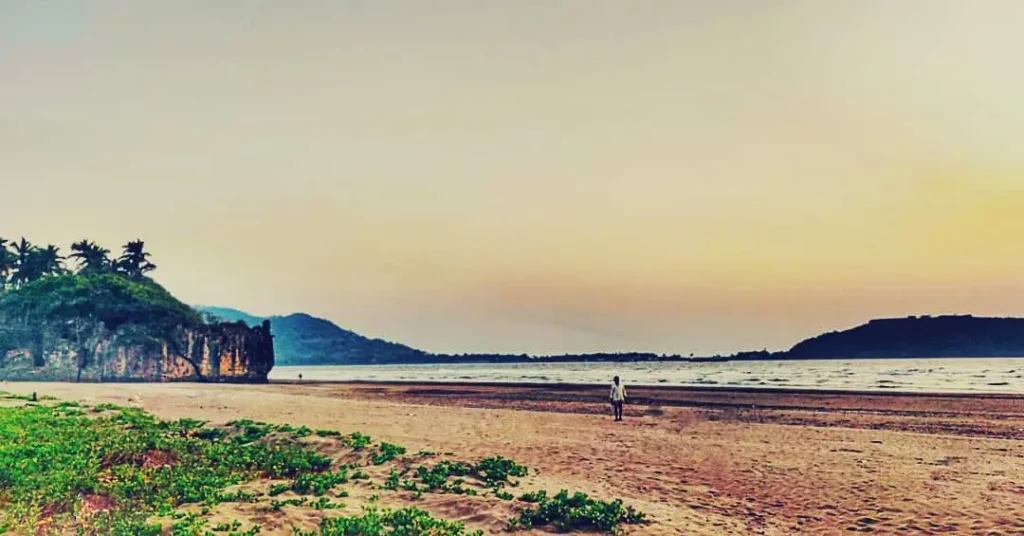 Revdanda Beach