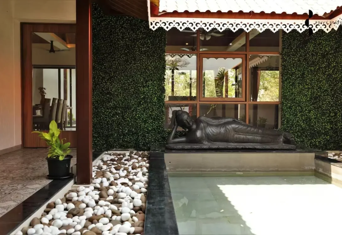 Royal-style private villas Veshvi Mumbai