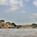 Khanderi Fort Alibaug Guide History, Adventure & Best Luxury Villas Nearby