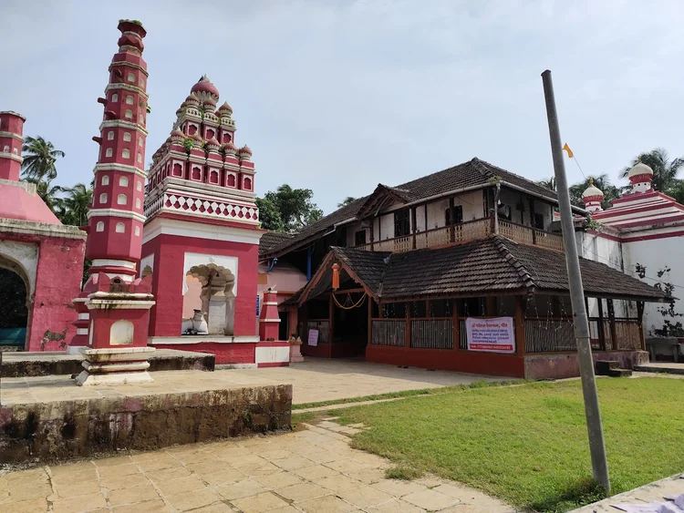 Rameshwar Temple, Chaul, Alibag – A Spiritual Escape