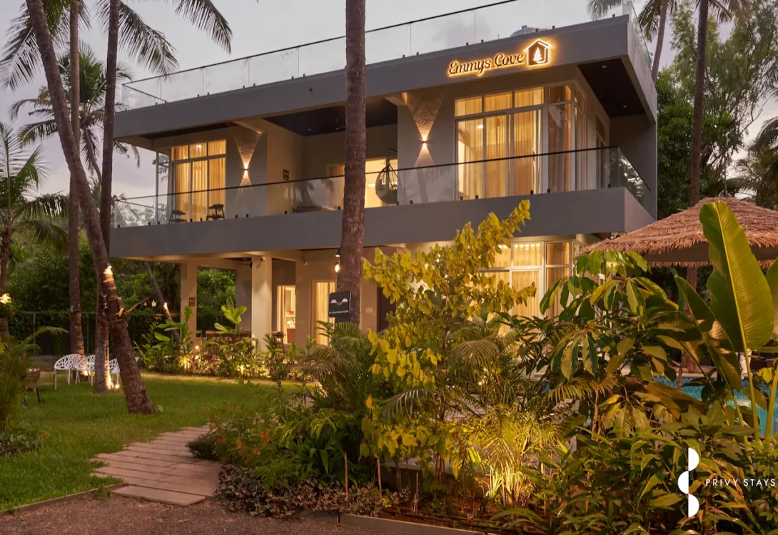 Premium villa stay with balcony and outdoor garden in near Akshi Beach-Alibag